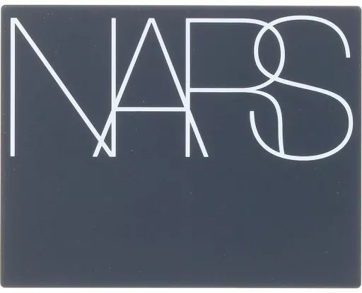 Nars Cosmetics Lichtreflektierendes, gepresstes Fixierpuder 10 g